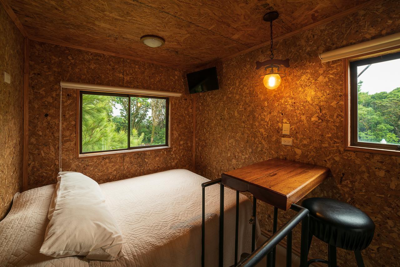 Altura Hotel Poasito Buitenkant foto